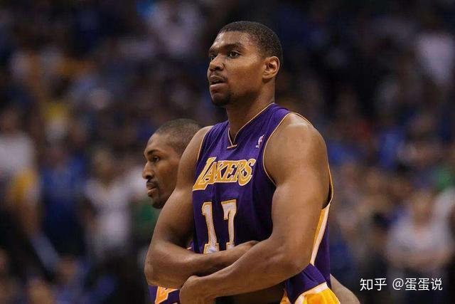 杨晨谈青训人才流失：目前基层教练培训不完善